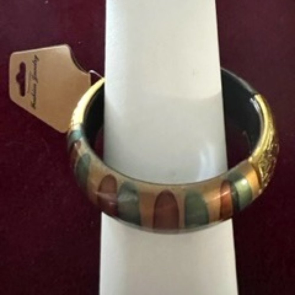 Costume Wood LIke Bangle  Bracelet earth tone colors w Gold tone accents